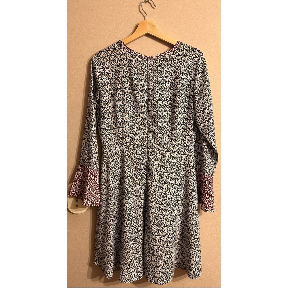 Loft Long Sleeve Dress - Picture 4 of 5